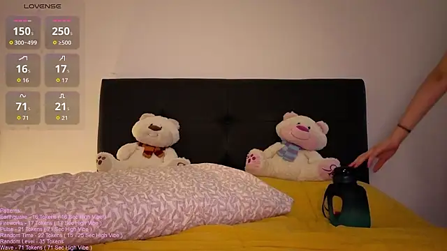 _LittleSammy's cam snapshot