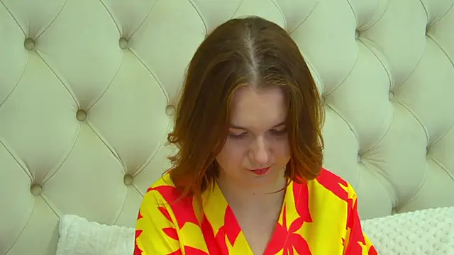 LessySmith live sex cam