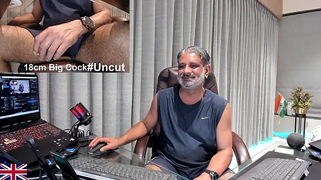 OnlineBossUK live sex cam