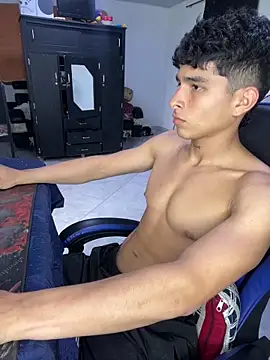 nic_2005's cam snapshot