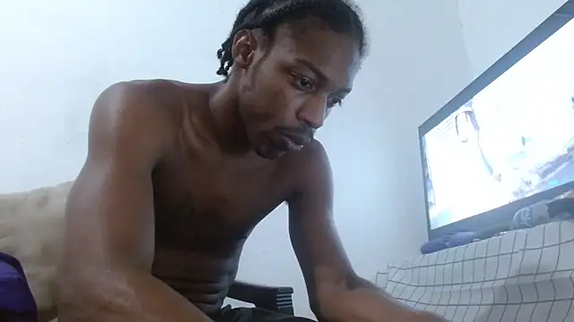 Larry-n-clouds's cam snapshot