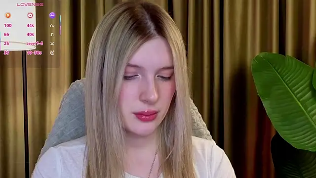 honey_kors's cam snapshot