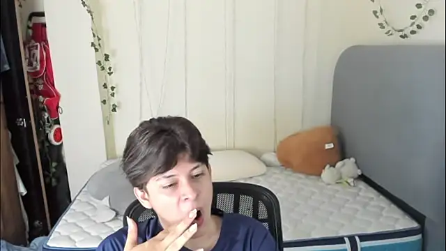 Felix_kitty live sex cam