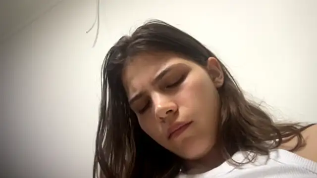 EdythRozier's cam snapshot