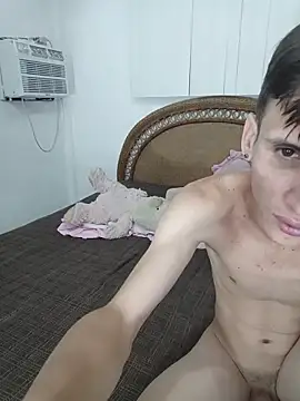 Milfvalesk live sex cam