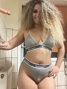 CrazyJessika live sex cam