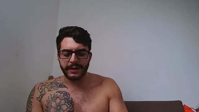 thomas_gun live sex cam