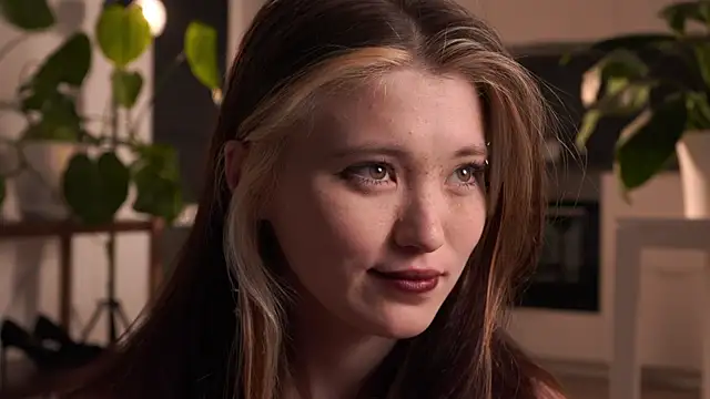 EleniRoeber's cam snapshot