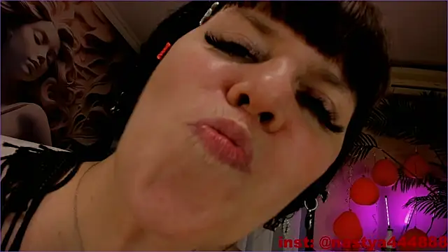 Cutie_orgasm live sex cam