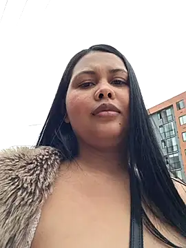 Alessandraa- live sex cam