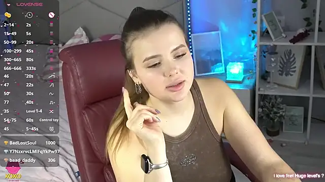 AfinaNights live sex cam