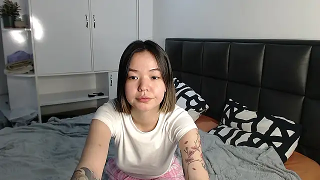 niia_mur's cam snapshot