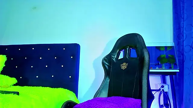 Aliice_Doll live sex cam