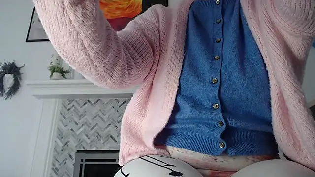 AuroraWillows live sex cam