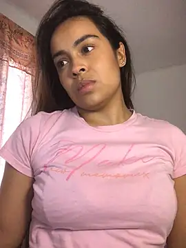 JuanaSimons live sex cam