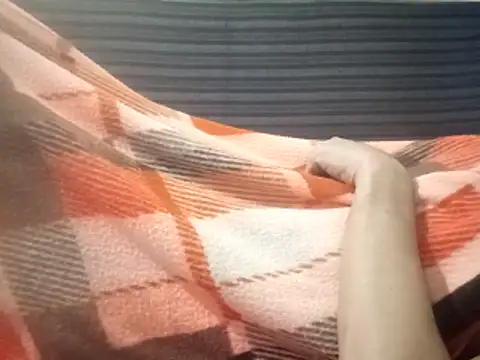 MoonlessSurgery's cam snapshot