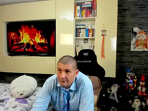 SpartacusDaddy48 live sex cam