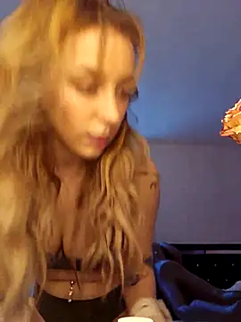 LilyOrion live sex cam