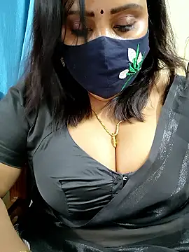 Queenflowerr's cam snapshot