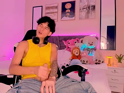 back_thomson live sex cam