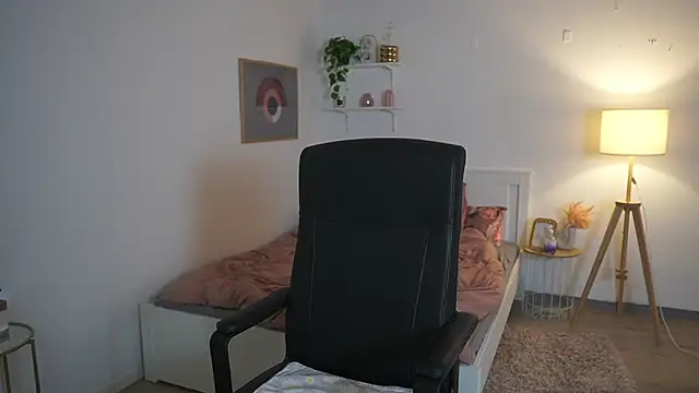 lisa_mccoy_'s cam snapshot