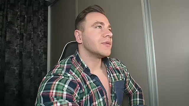 Thori92 live sex cam