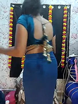 Horny_Ishika's cam snapshot