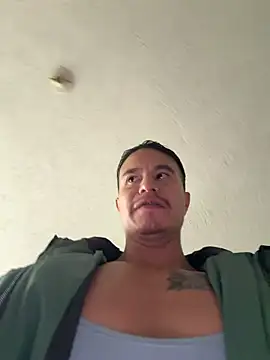 DominickVegas live sex cam