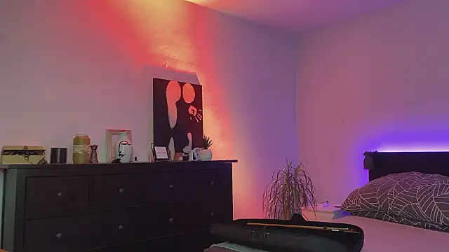 spottyyy's cam snapshot