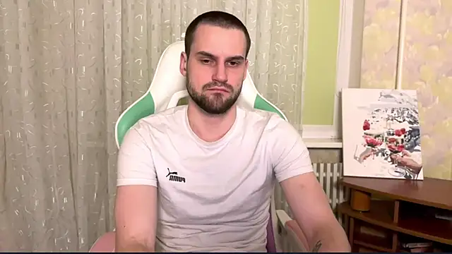 Cari__'s cam snapshot