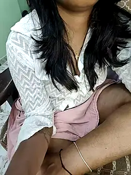 tamil_thaara03's cam snapshot