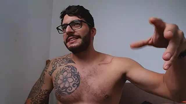 thomas_gun live sex cam