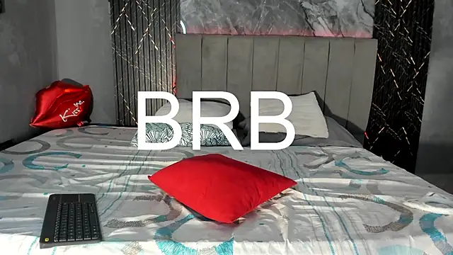 hot_summer_boy_ live sex cam