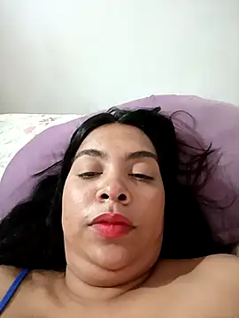 Brendabluee live sex cam