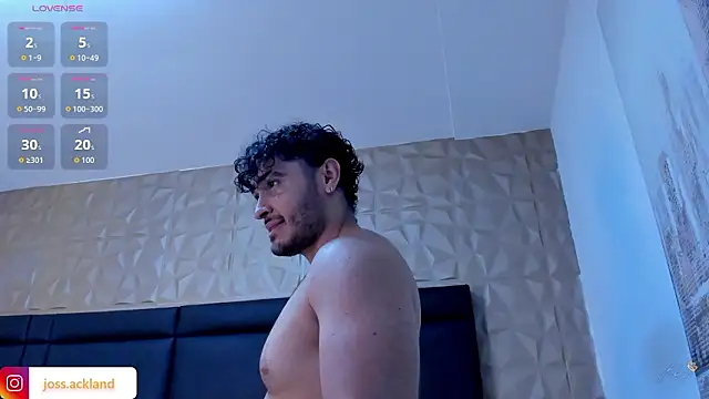 JossAckland live sex cam