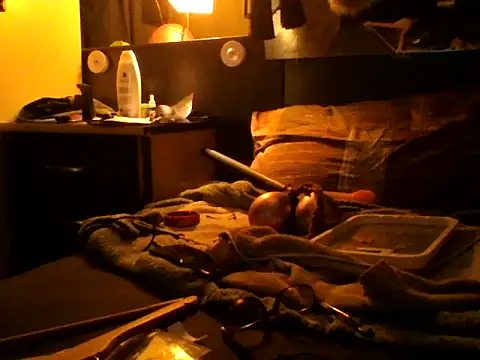 Slutviki69 live sex cam