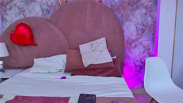 Khloe_Moon's cam snapshot