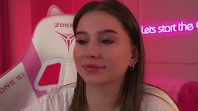 DianaVert's cam snapshot