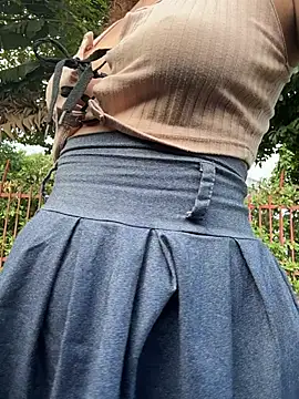 roxyrougee's cam snapshot