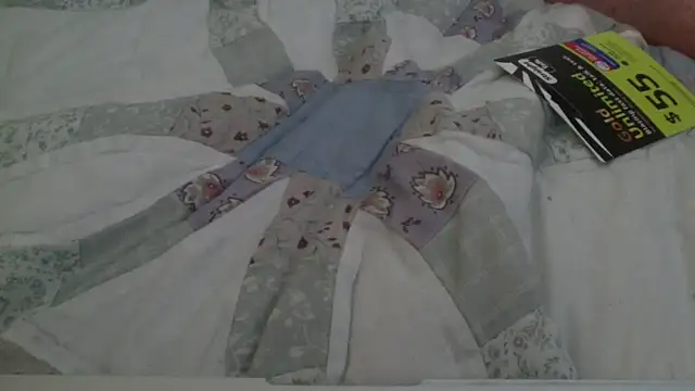 BIGWHITECOCKDOC36's cam snapshot