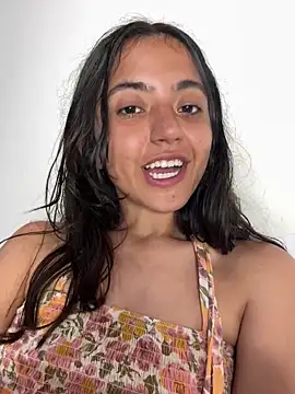 ViolettaSummer live sex cam