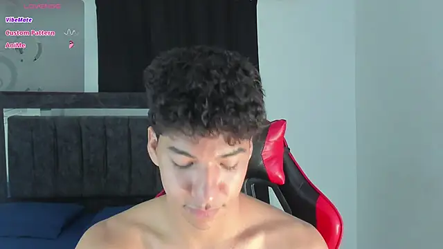 Maximiliano_Khalil's cam snapshot