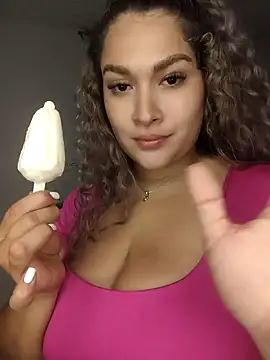 Sara_smiiith211 live sex cam