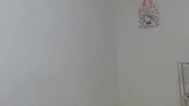 lucy_sluppy_hard live sex cam