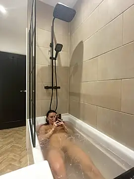 FoxyValentine's cam snapshot