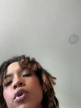 Cooper-Reds's cam snapshot