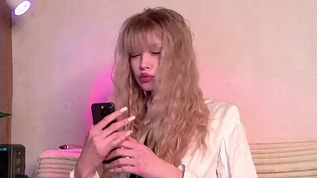 BellaSecrettt's cam snapshot