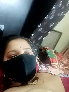 Desi_Heat_Couple's cam snapshot