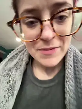 winestaindlips's cam snapshot