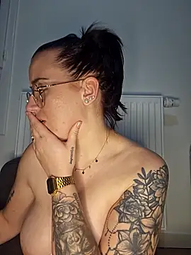 Lindsay_00off live sex cam